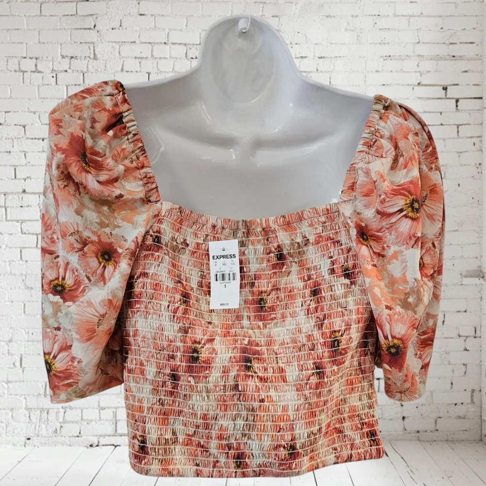Express Floral Puff Sleeve Top - Picture 5 of 5